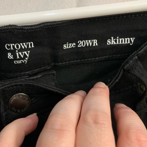 Crown & Ivy Curvy Black Women’s Skinny Jeans Plus Size 20WR - Picture 3 of 6